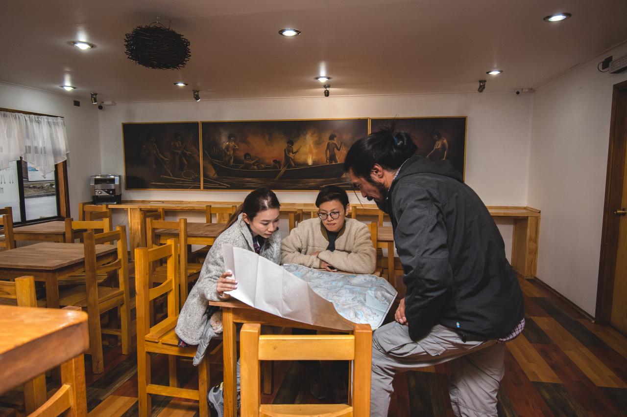 Hotel Hallef Puerto Natales Eksteriør bilde